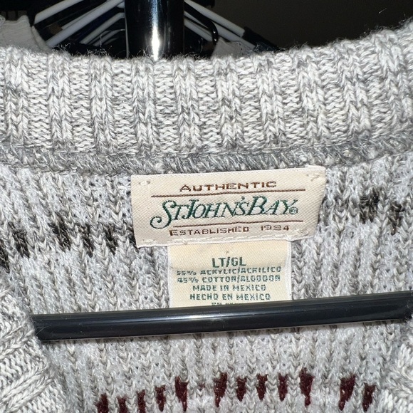 Vintage St John’s Bay Men's Gray Sweater Size Large - Picture 2 of 3